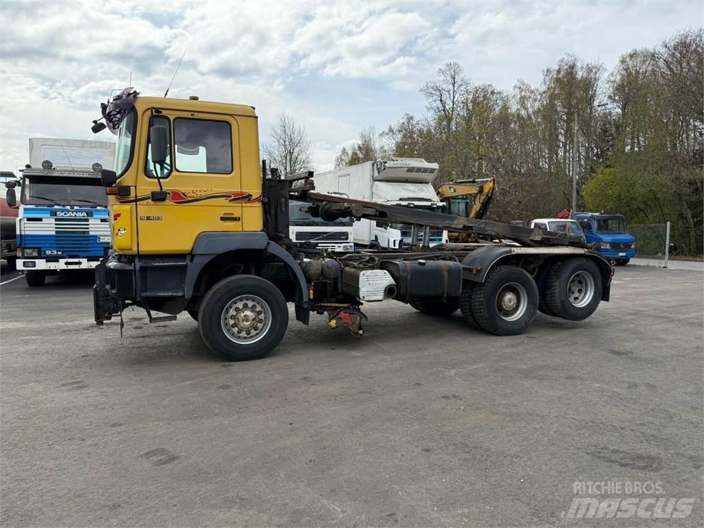 MAN 19.403 4x4 + 2 Veicoli municipali