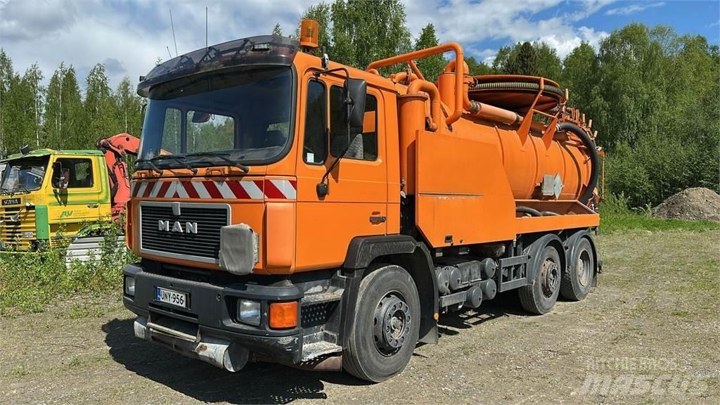 MAN 24.262 Camion altro