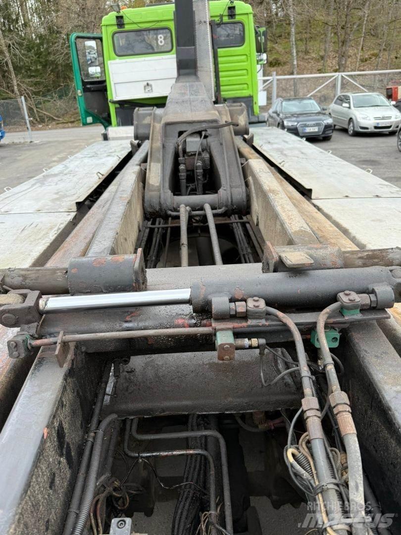 MAN 35.403 8X4 Camion con gancio di sollevamento