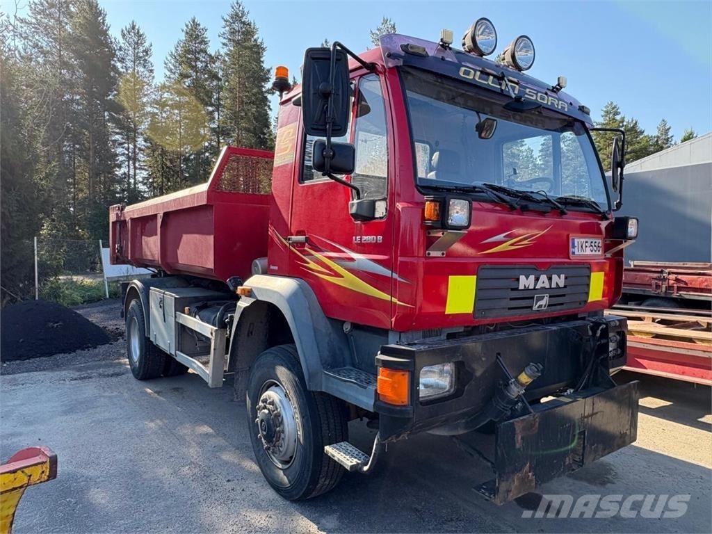MAN LE 280 B 4x4 Camion altro