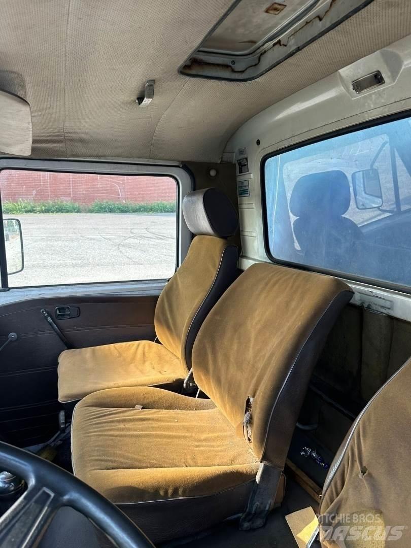 MAN Vw 9.136 Motrici centinate