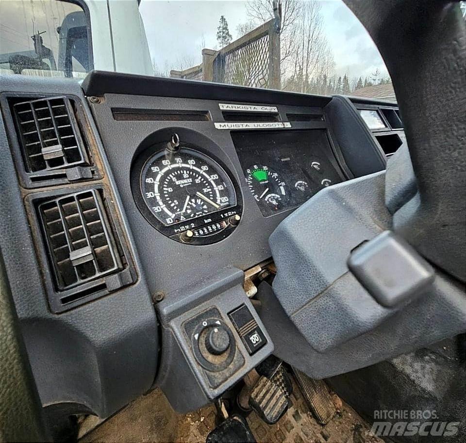 Renault M230ti Camion con gancio di sollevamento