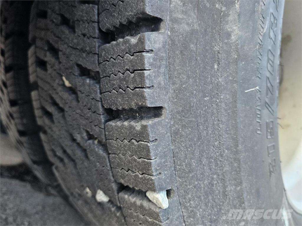 Scania 94L 4X2 Camion cassonati