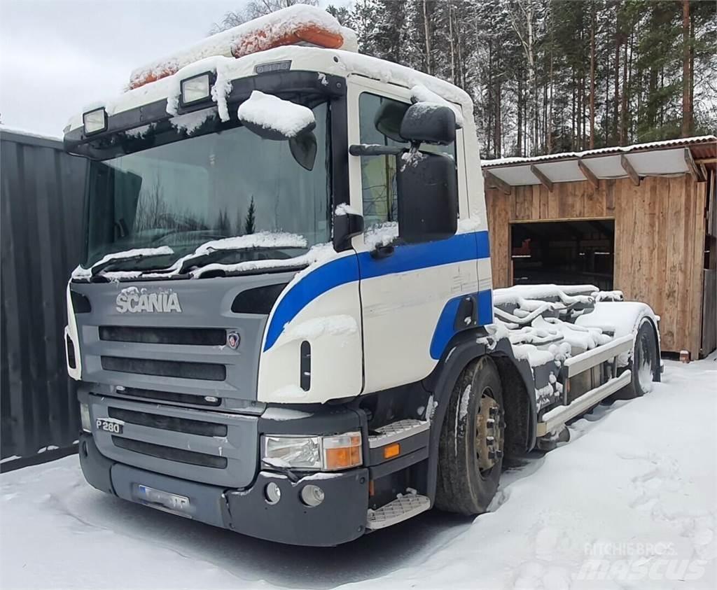 Scania P 280 Camion con gancio di sollevamento