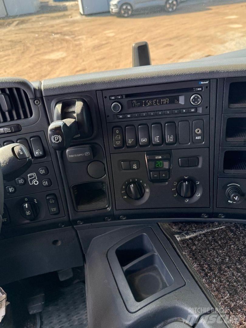 Scania P370 Autogru