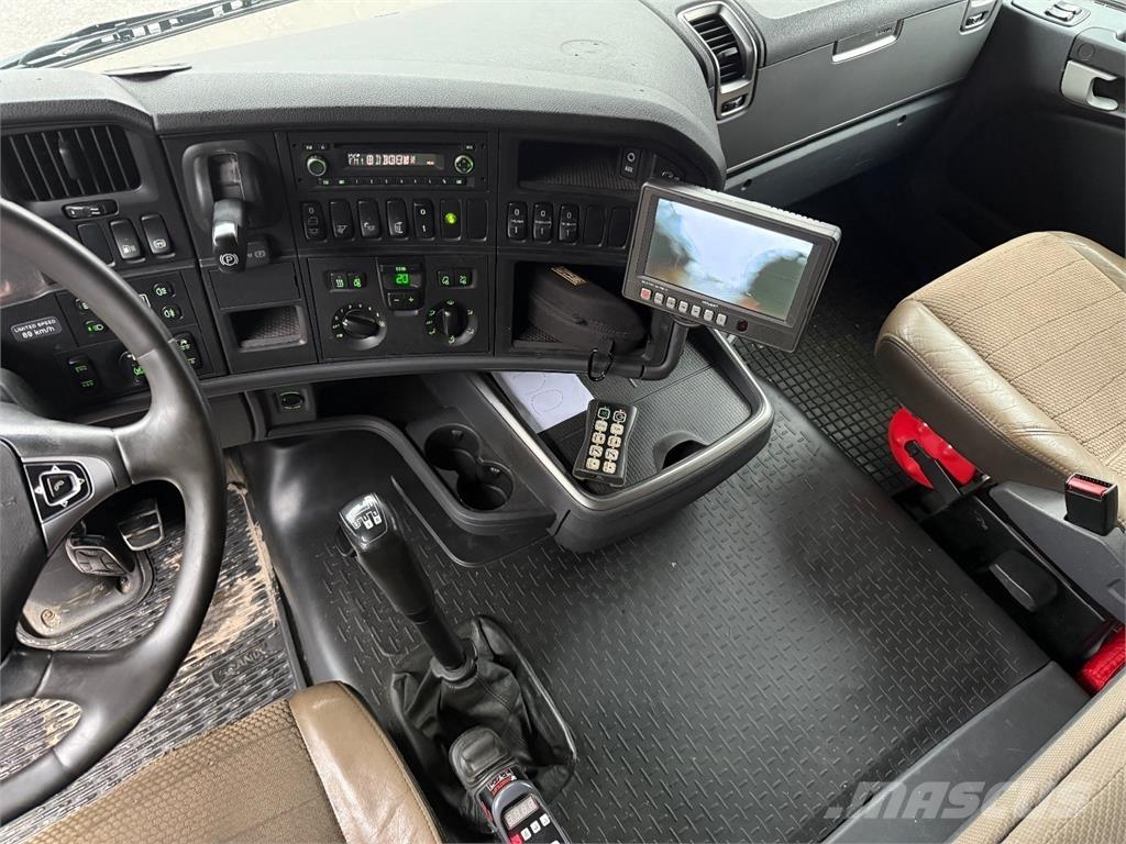 Scania R560 Camion con gancio di sollevamento