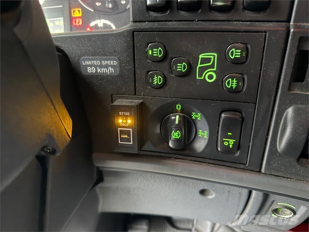 Scania R730 Camion con gancio di sollevamento