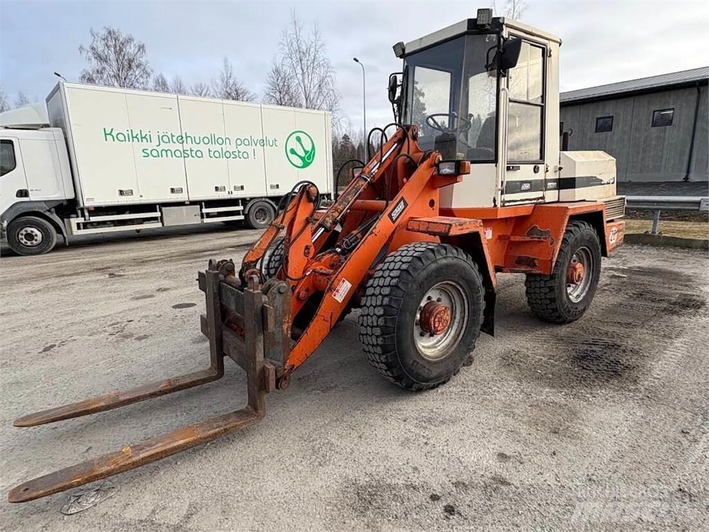 Schaeff SKL 835 Pale gommate