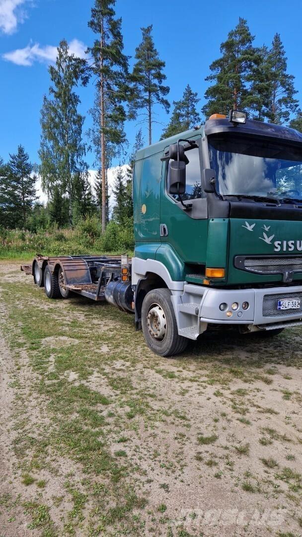 Sisu E12M Trasportatore per veicoli