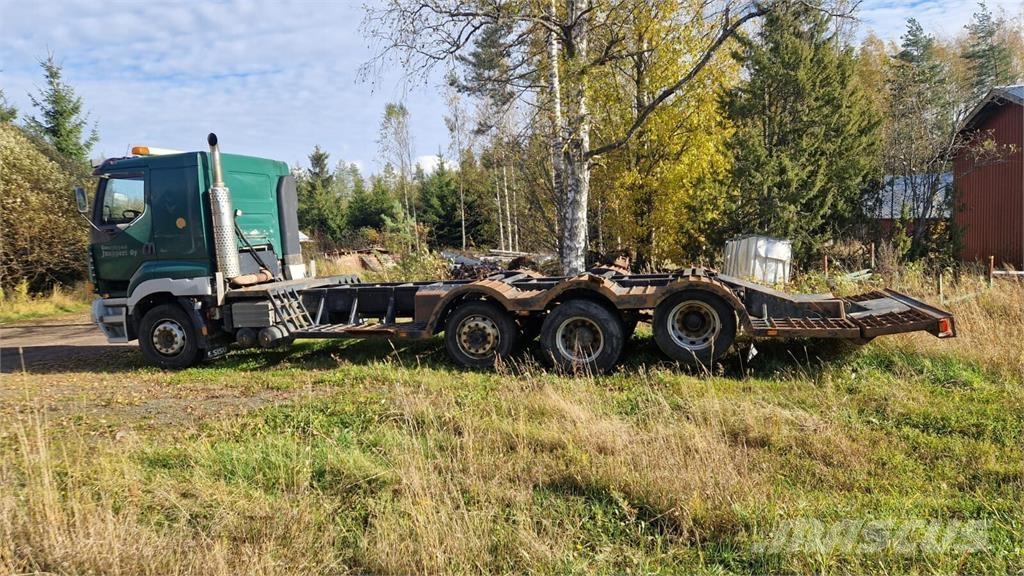 Sisu E12M Trasportatore per veicoli