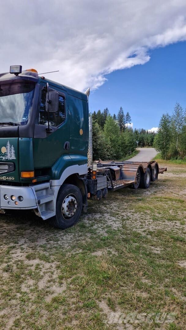 Sisu E12M Trasportatore per veicoli