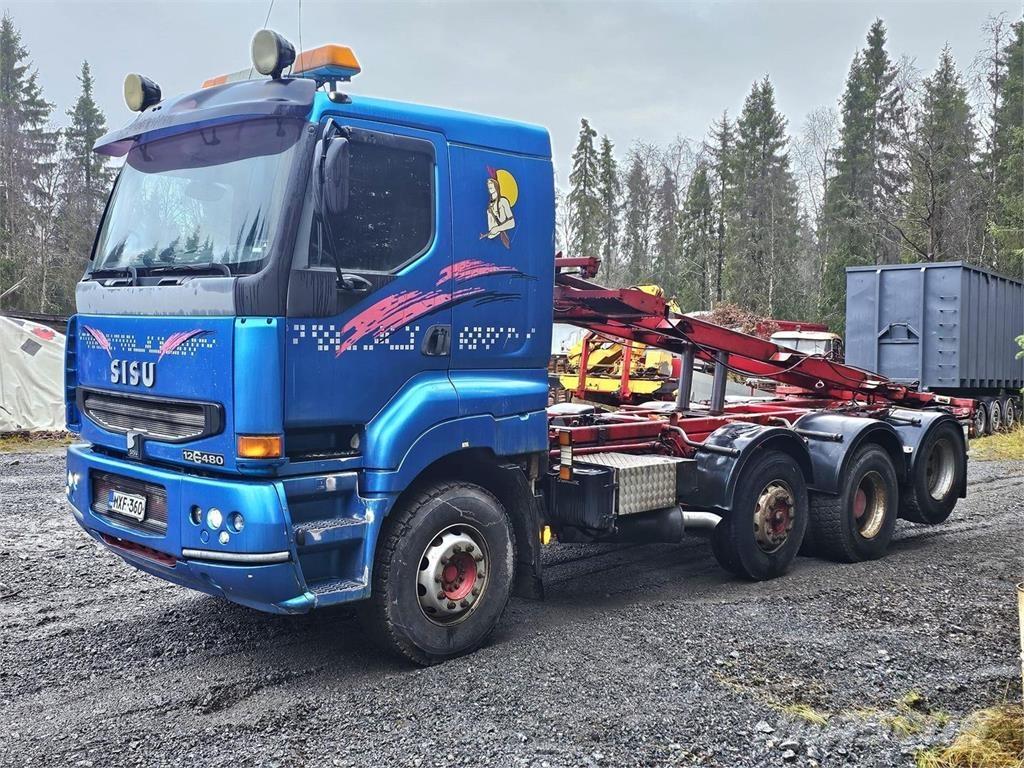 Sisu E12M 8X2 Camion con gancio di sollevamento
