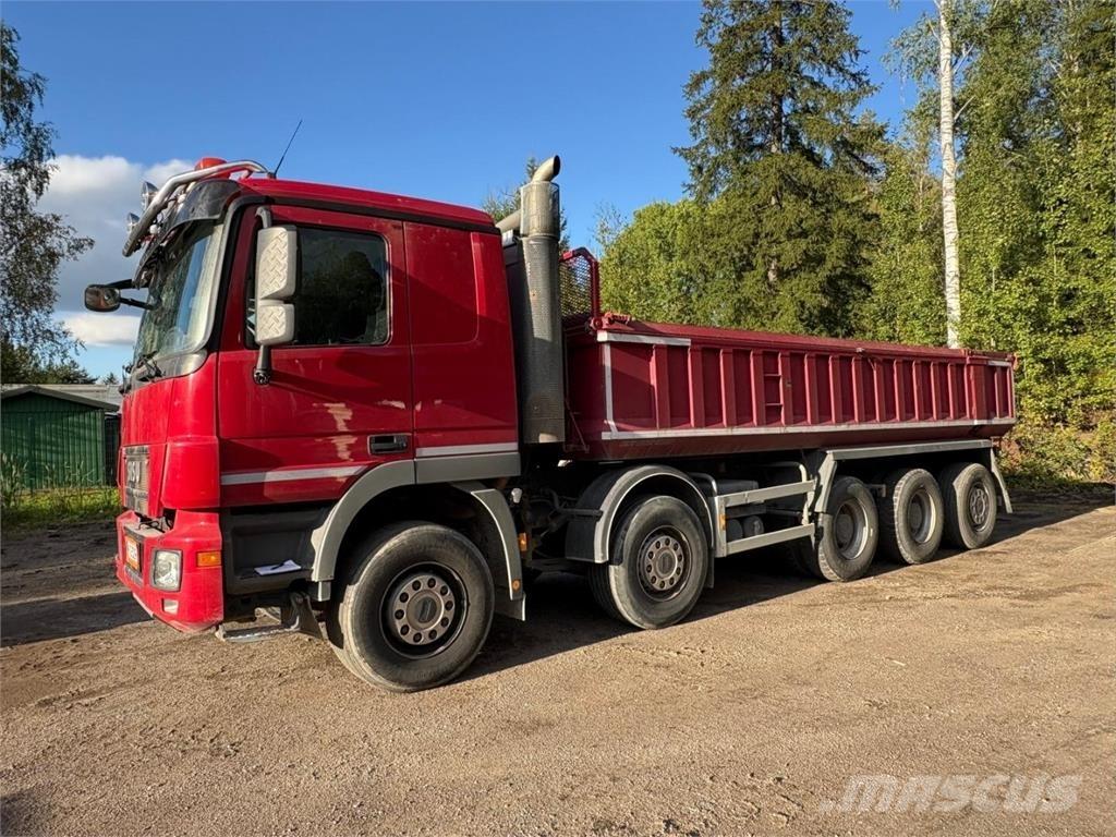 Sisu Polar 10x4 Camion ribaltabili