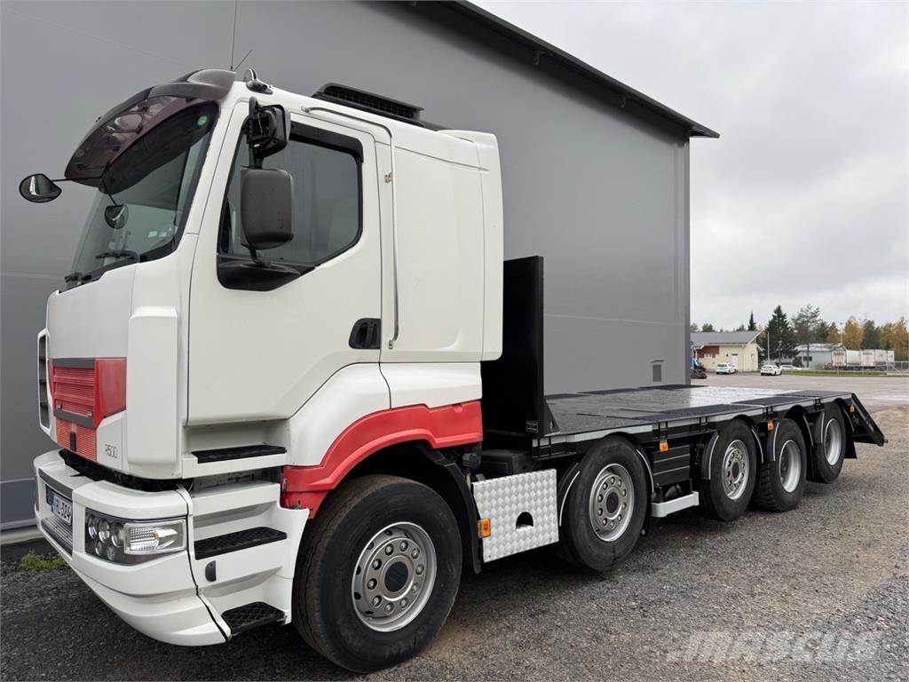 Sisu R500 10x4 Camion per il trasporto di macchine forestali
