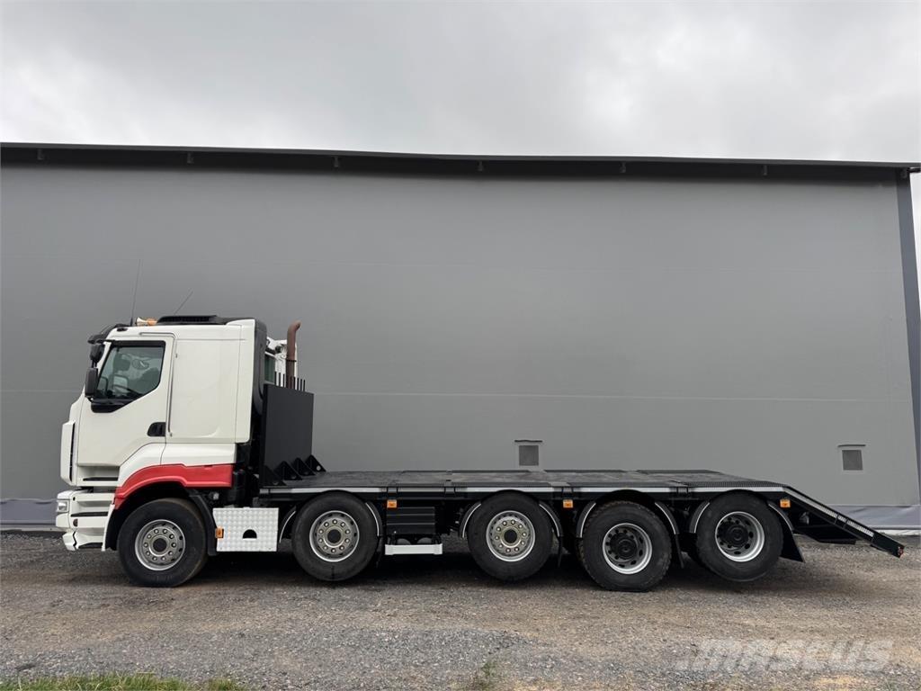 Sisu R500 10x4 Camion per il trasporto di macchine forestali