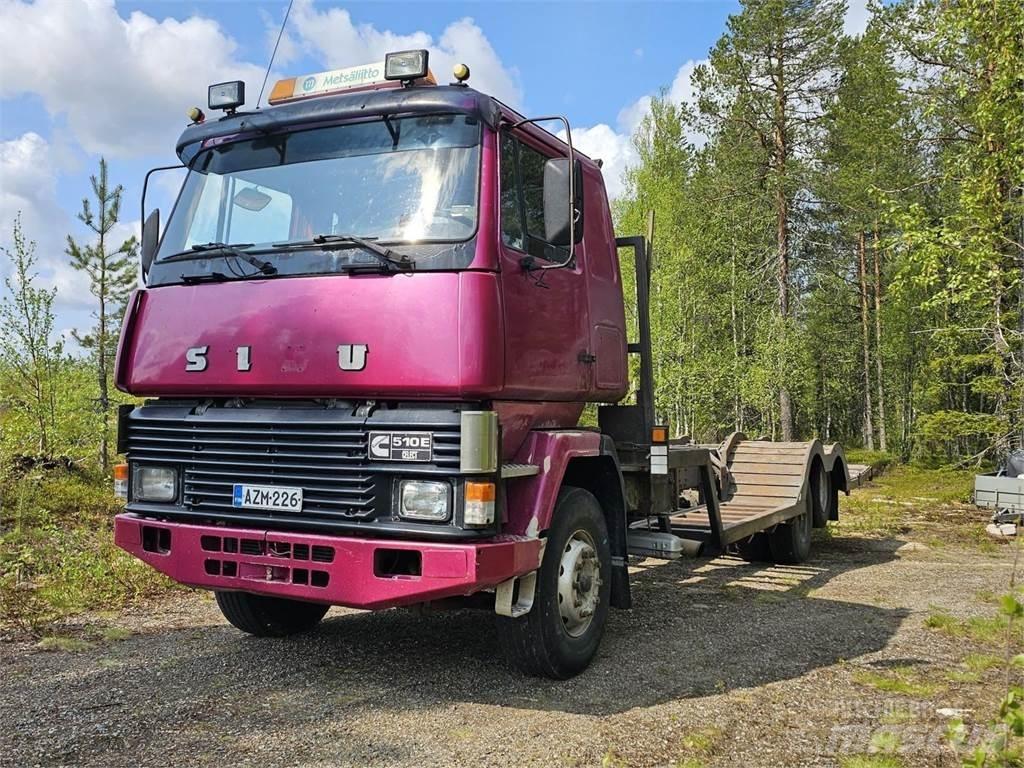 Sisu SM 510 6x2 Camion per il trasporto di macchine forestali