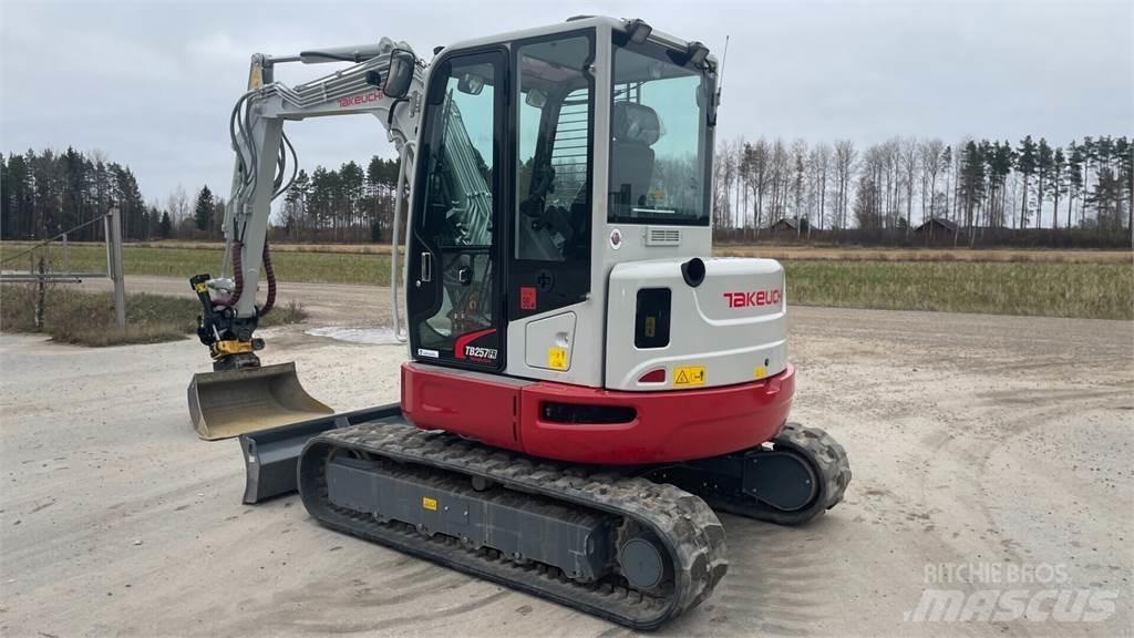 Takeuchi TB257FR Miniescavatori