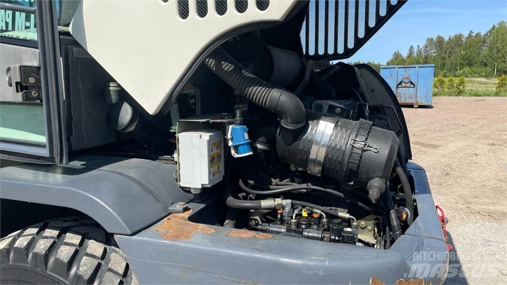 Terex TL100 Pale gommate