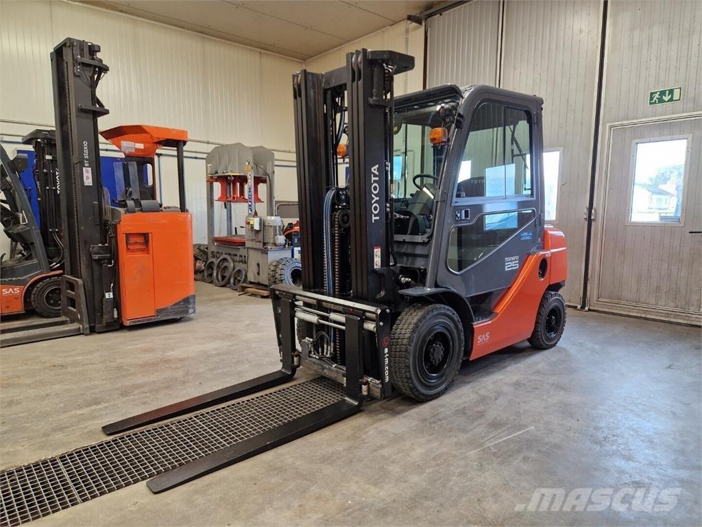 Toyota 02-8FDF25 Carrelli elevatori diesel