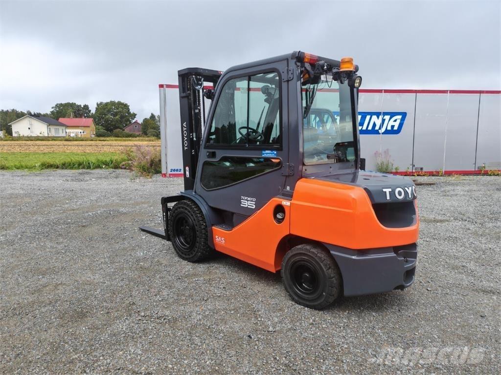 Toyota 02-8FDJF35 Carrelli elevatori diesel
