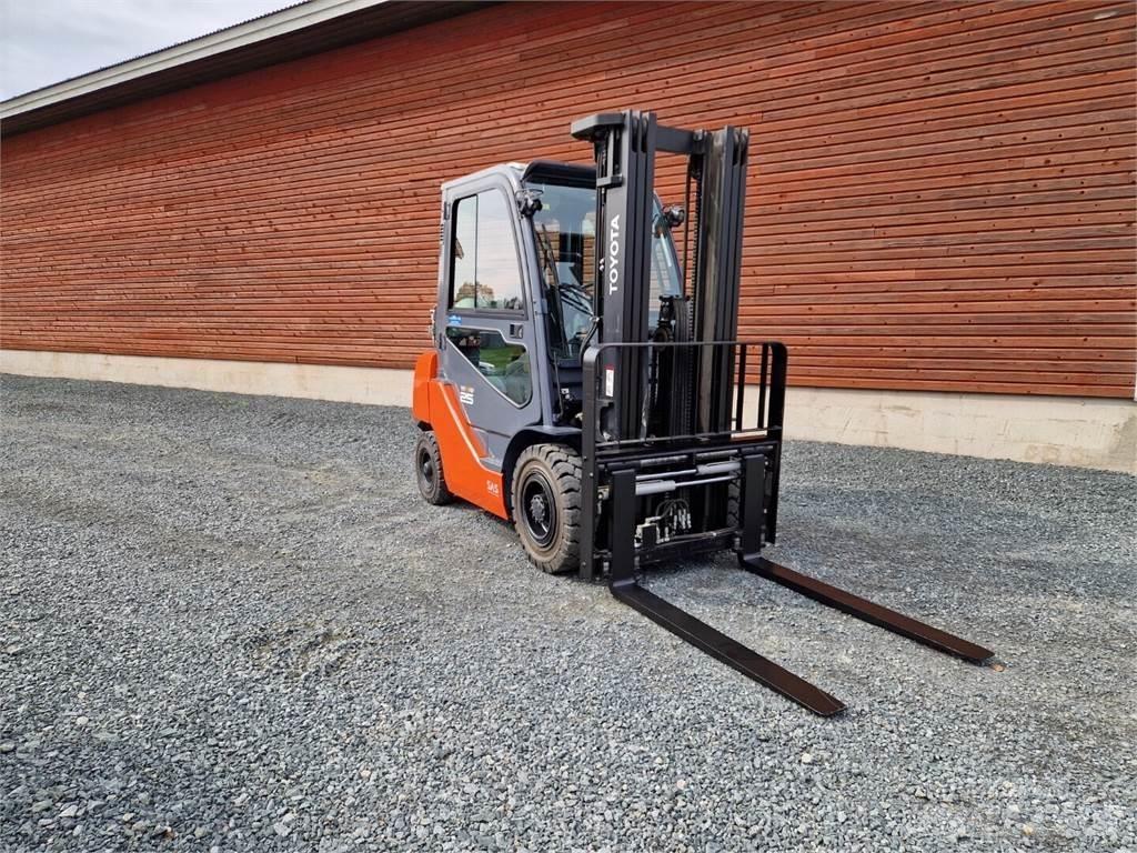 Toyota 02-8FGF25 Carrelli elevatori GPL