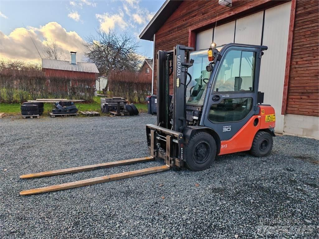 Toyota 52-8FDF30 Carrelli elevatori diesel