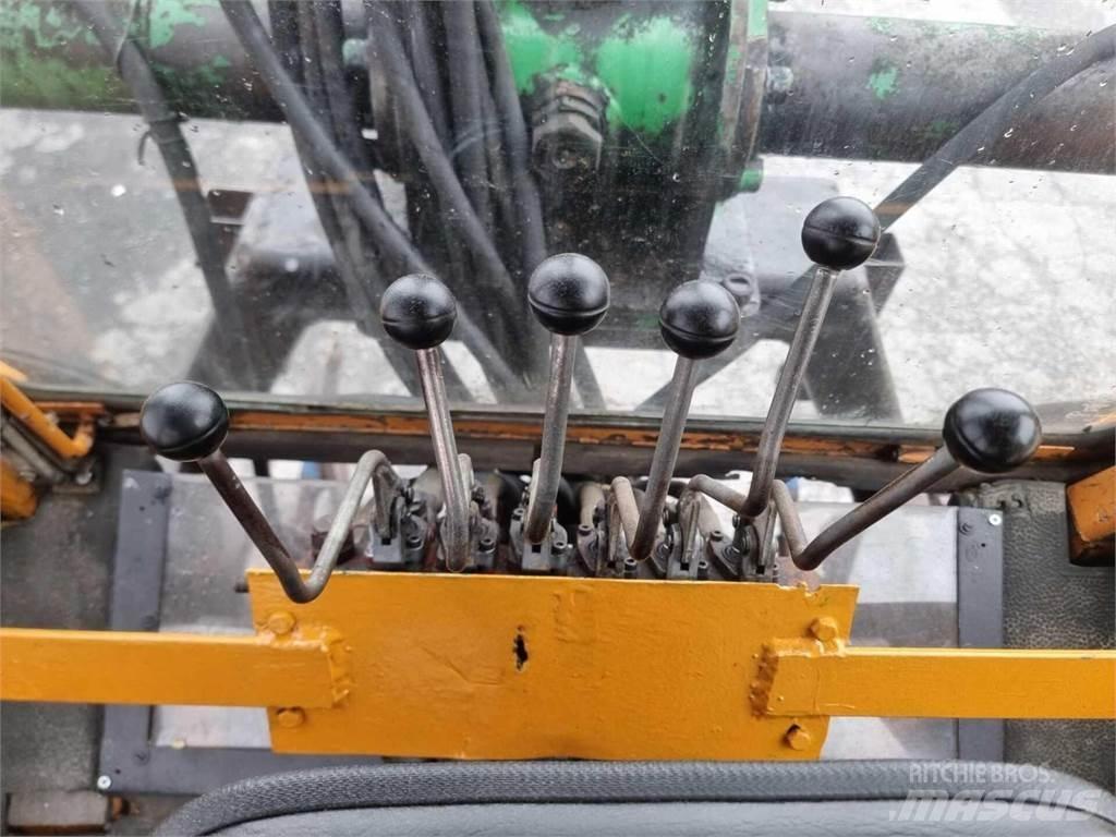 Valmet 802-4 Trattori