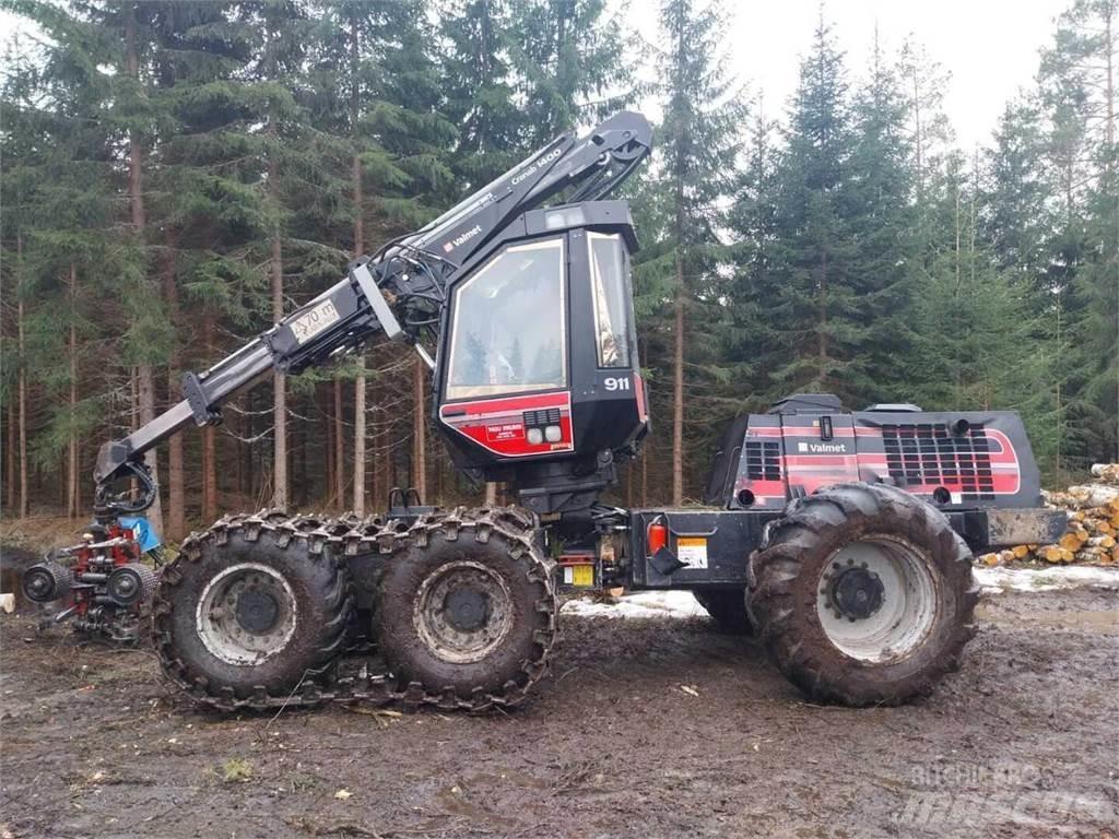 Valmet 911 Abbattitrici, Disboscatrici