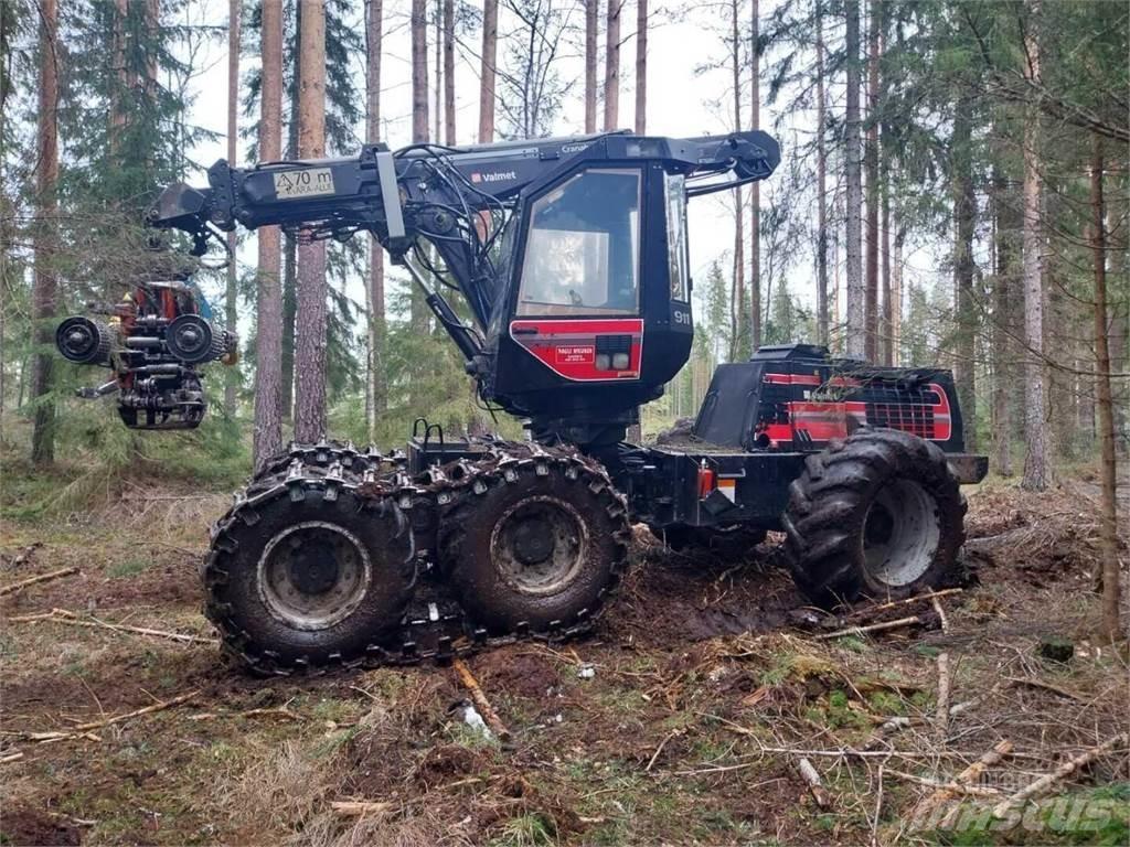Valmet 911 Abbattitrici, Disboscatrici