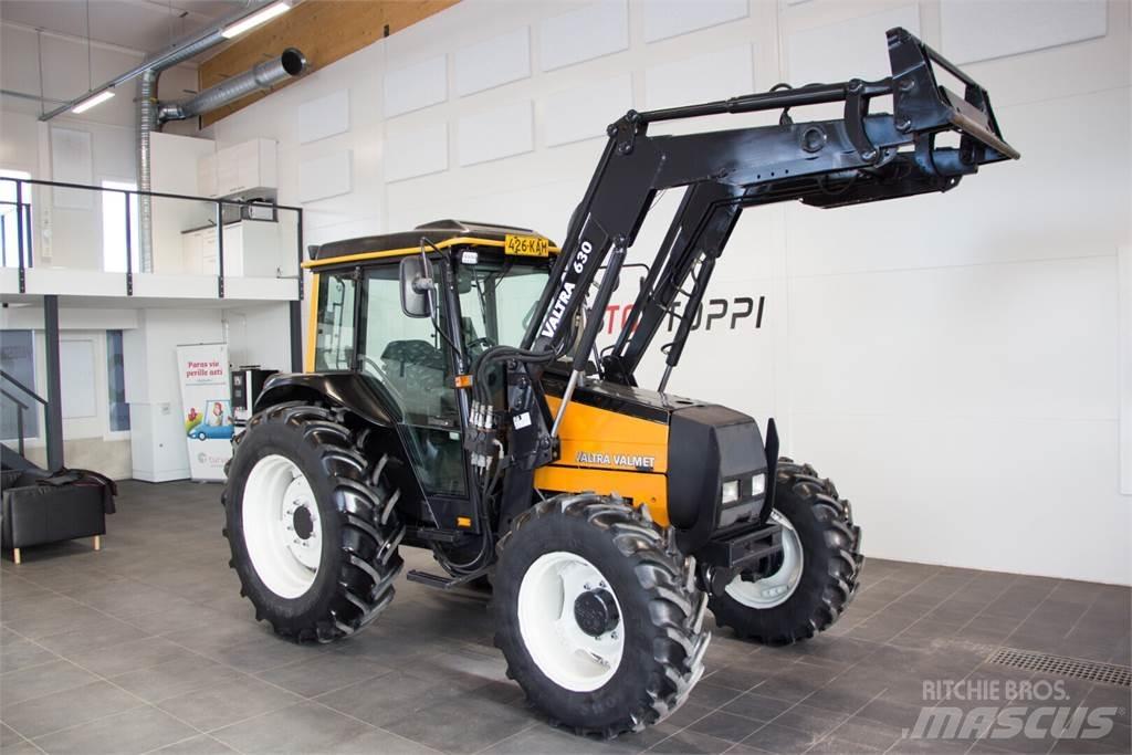 Valtra 800 Trattori