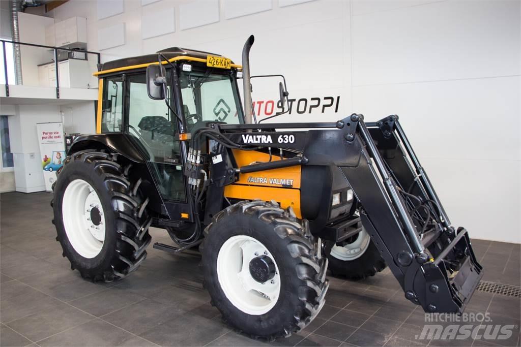 Valtra 800 Trattori