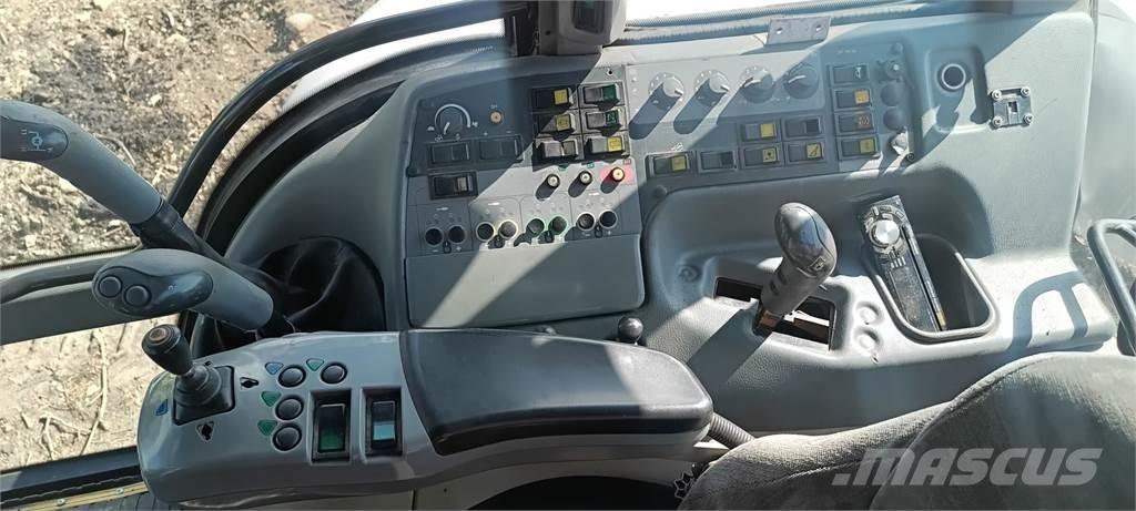 Valtra T 180 Trattori