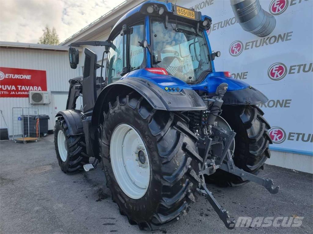 Valtra T145 Trattori