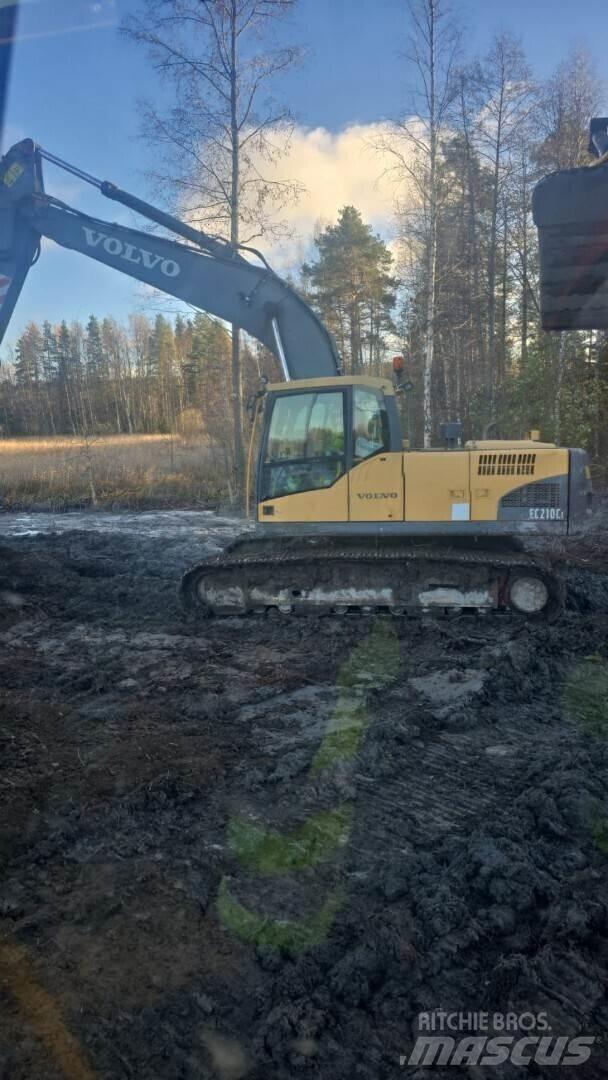 Volvo 210C Escavatori cingolati