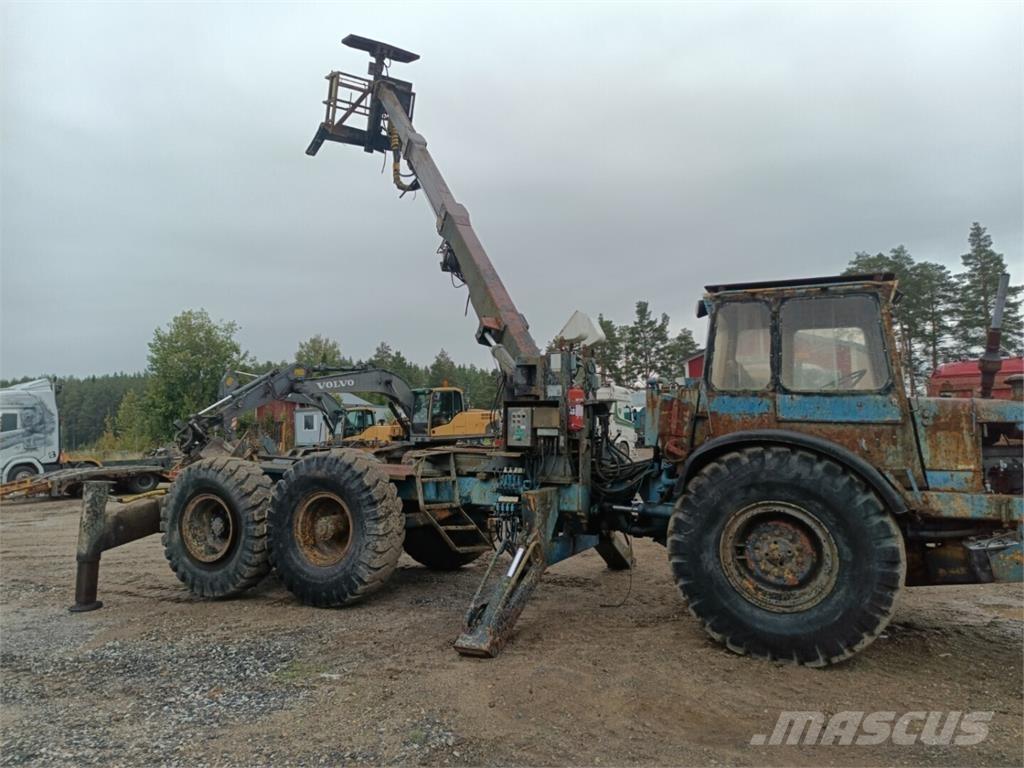 Volvo BM DR 860 Sollevatori verticali