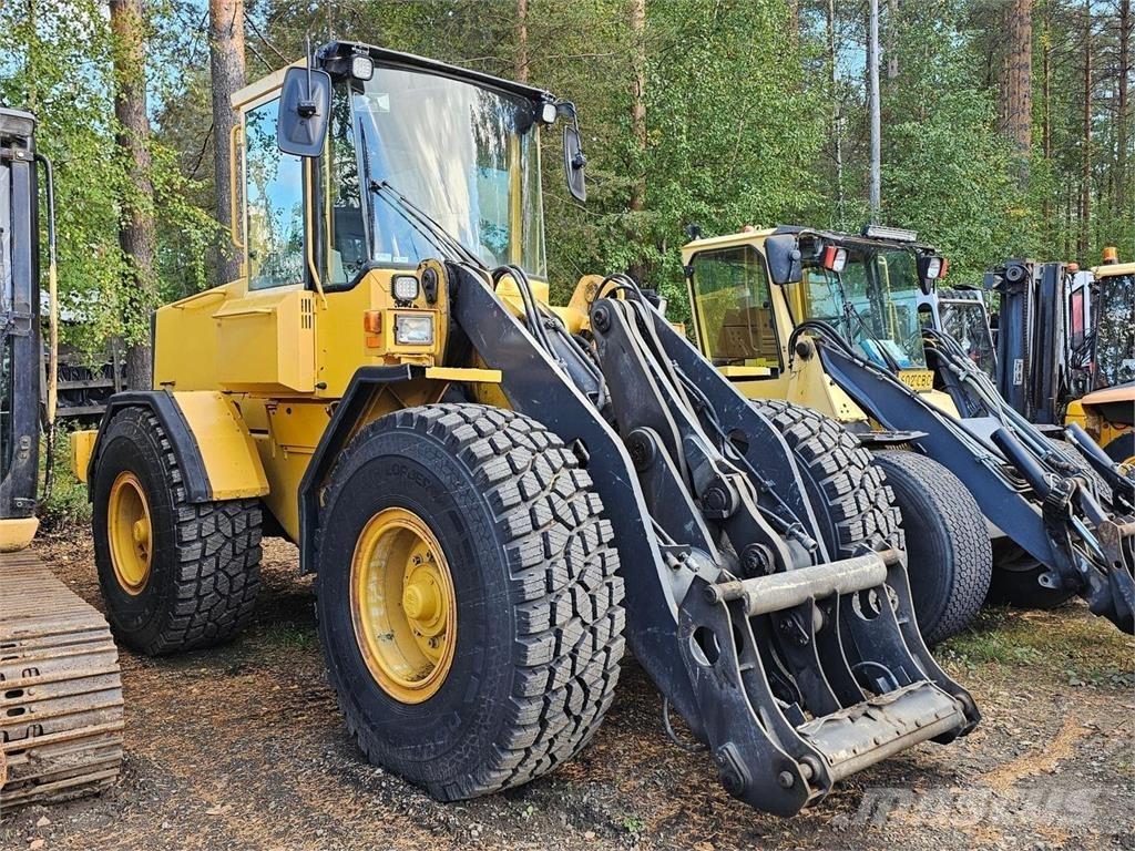 Volvo BM L70B Pale gommate