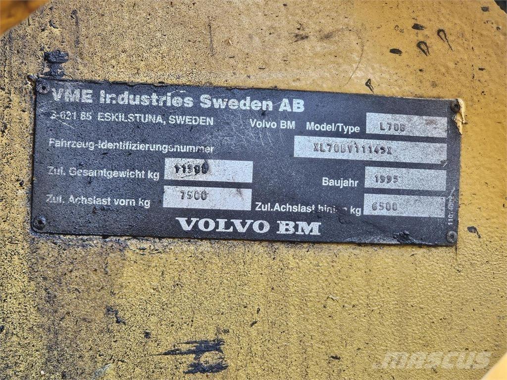 Volvo BM L70B Pale gommate