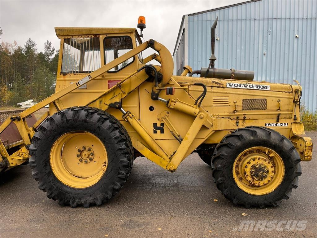Volvo BM LM 641 Pale gommate