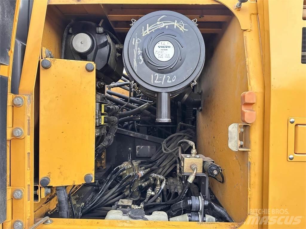 Volvo EC210CL Escavatori cingolati