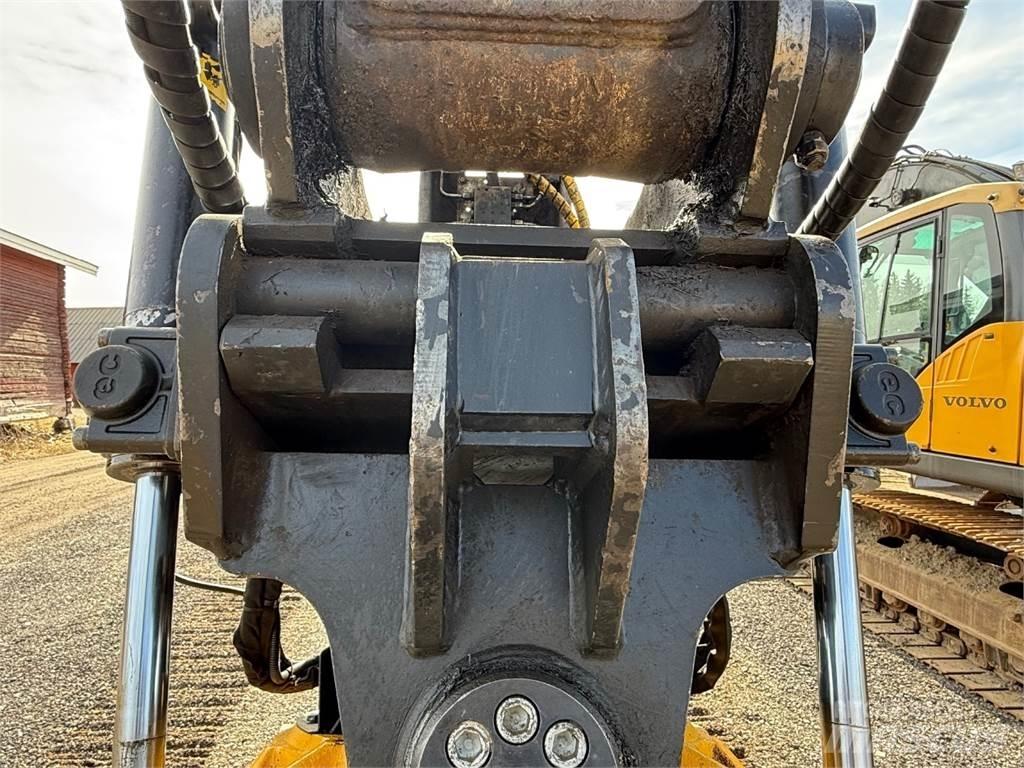 Volvo ECR235EL Escavatori cingolati