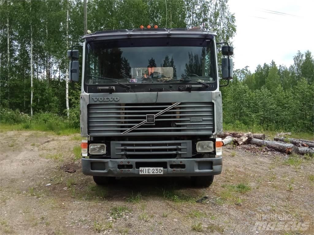 Volvo F16 Autocarri per segatura e cippato