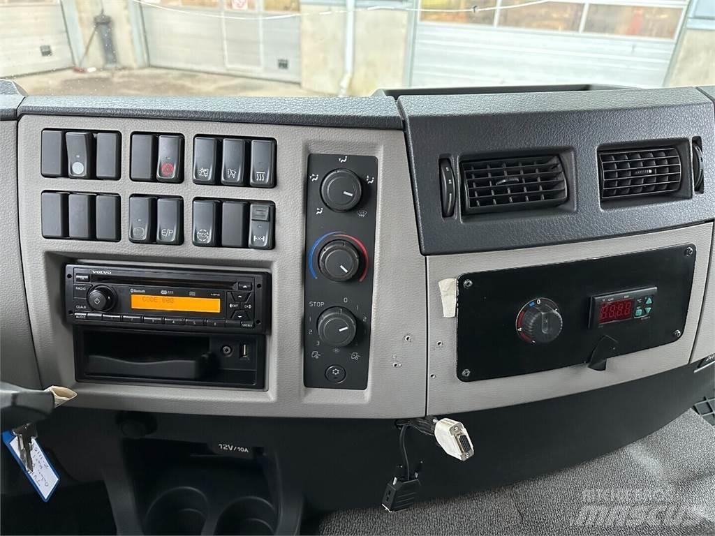 Volvo FE320 4x2 Camion cassonati
