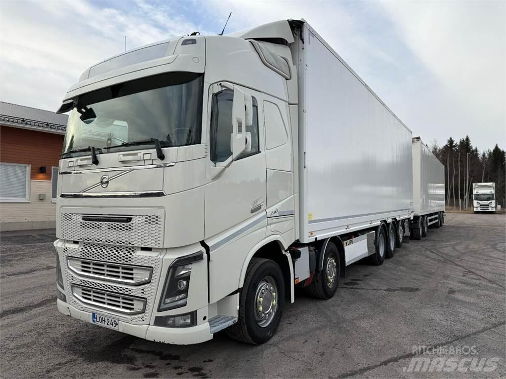 Volvo FH16 Autocarri per segatura e cippato
