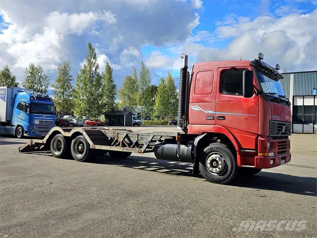 Volvo FH16 6X2 Camion per il trasporto di macchine forestali
