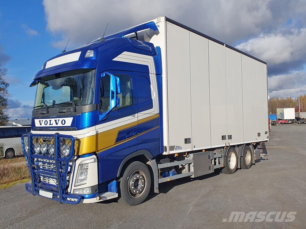 Volvo FH16 6x2 -17 Camion cassonati