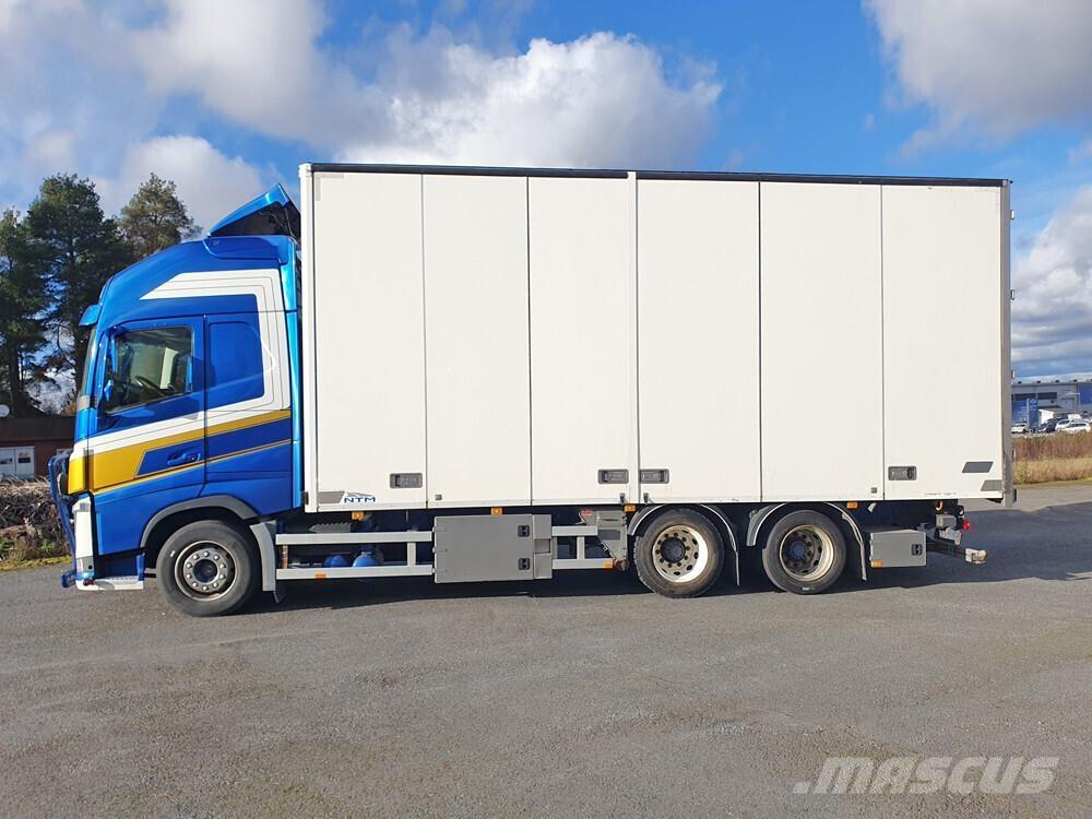 Volvo FH16 6x2 -17 Camion cassonati