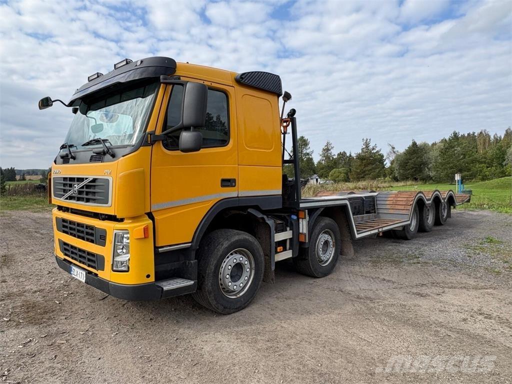 Volvo FM 480 10x4 Camion per il trasporto di macchine forestali