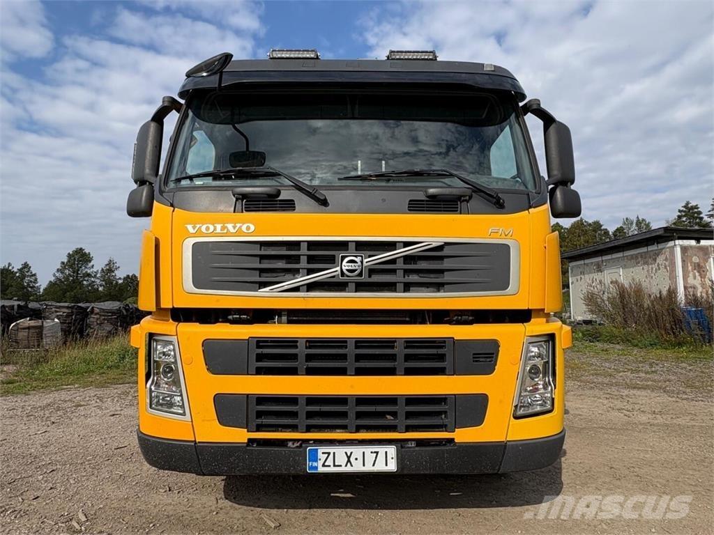 Volvo FM 480 10x4 Camion per il trasporto di macchine forestali