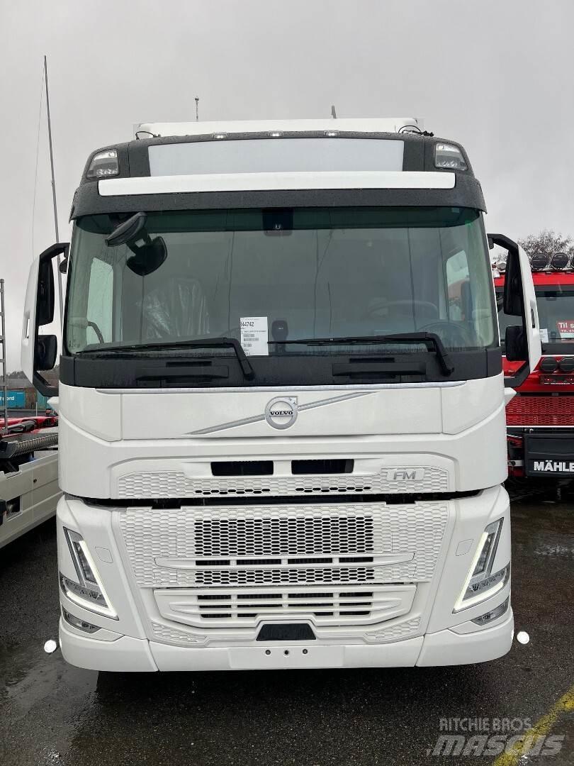 Volvo FM330 4x2 Camion cassonati