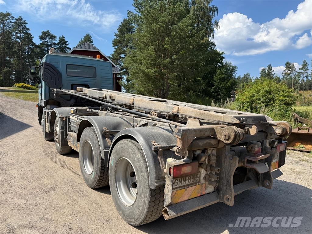 Volvo FM480 8x4 Camion con gancio di sollevamento
